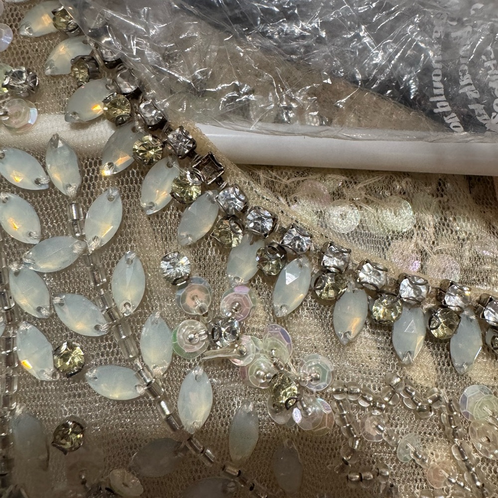 JVN by Jovani Black Prom Dress Size 4 - Picture 9 of 10